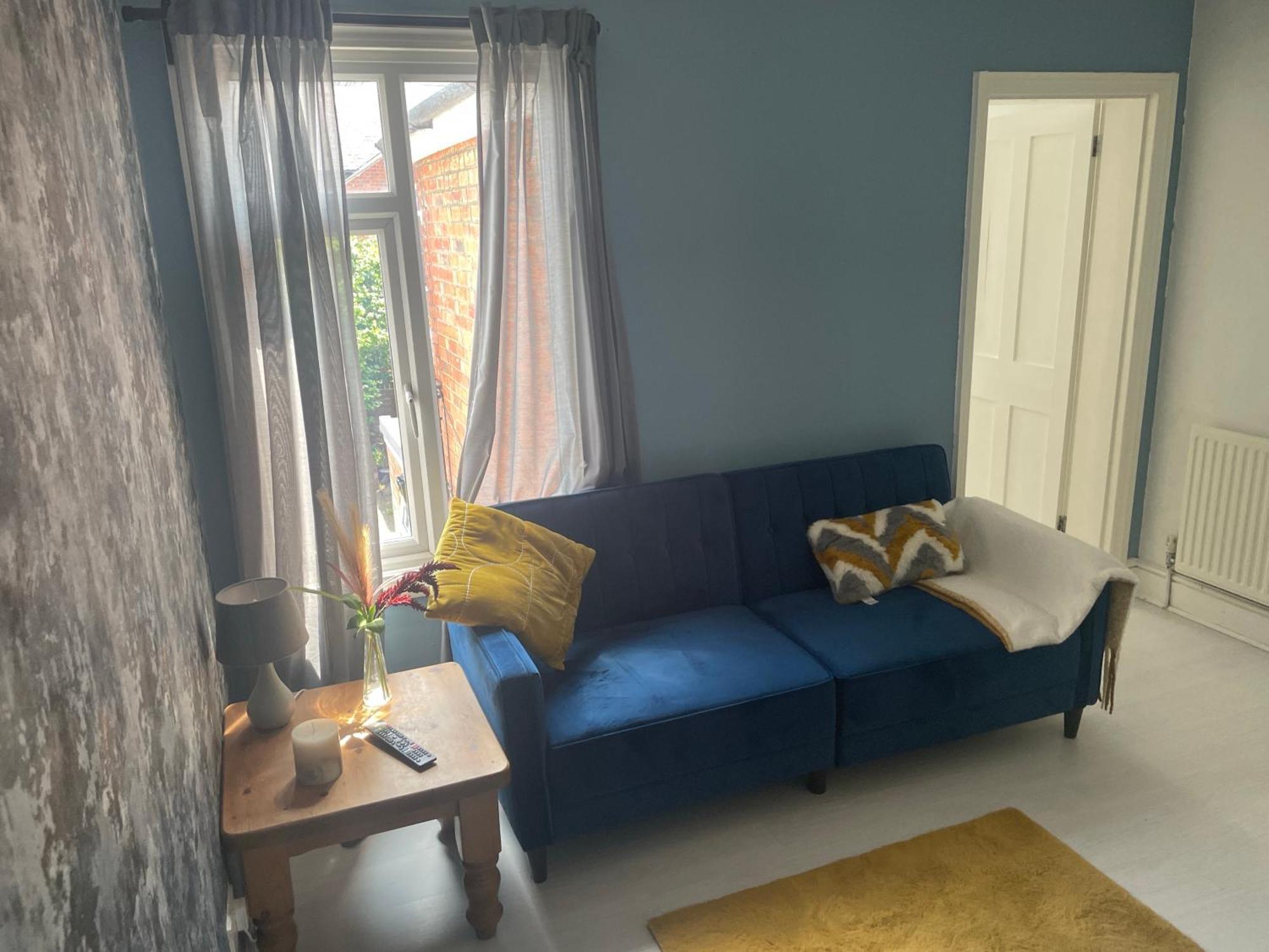Home Sweet Home In Rg1 With Free Parking Reading Buitenkant foto